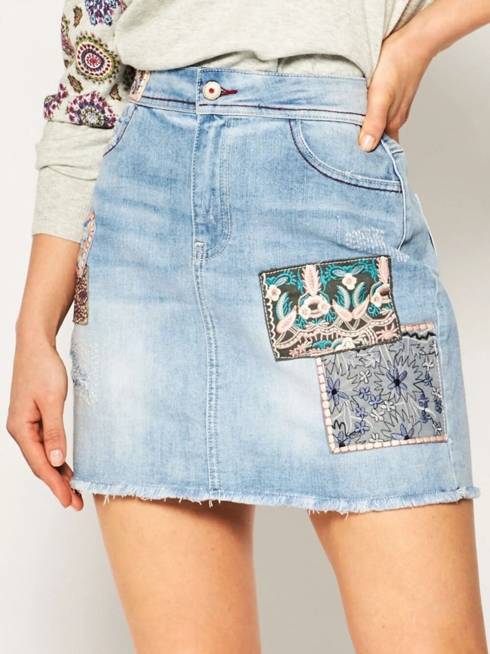 Desigual Size 30 Blue Denim Patty Embroidered Patchwork Boho A-Line Mini Skirt